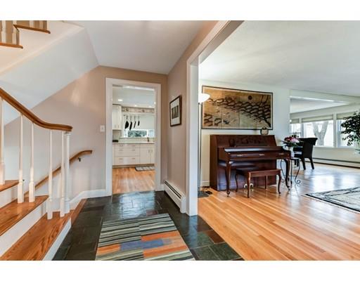 60 Aletha Rd, Needham, MA 02492 photo 2