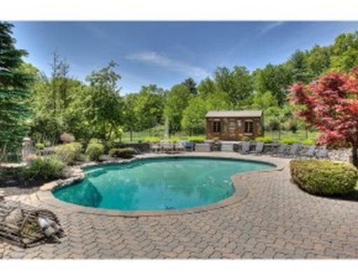 8 Chestnut St, Windham, NH 03087 photo 25