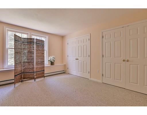 8 Chestnut St, Windham, NH 03087 photo 24