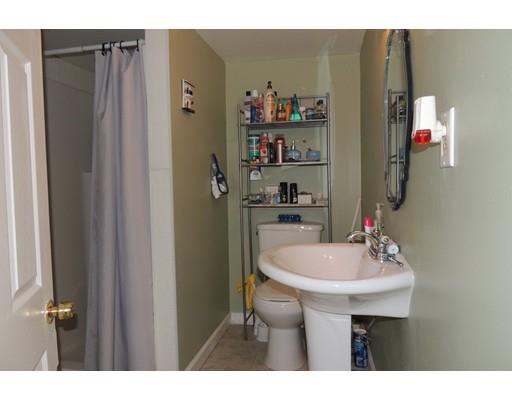 71 Lamont St, Springfield, MA 01119 photo 12