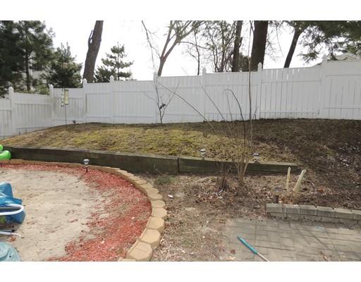 71 Lamont St, Springfield, MA 01119 photo 20
