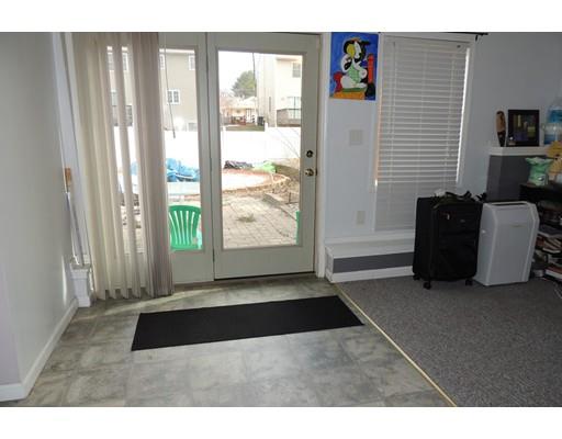 71 Lamont St, Springfield, MA 01119 photo 18