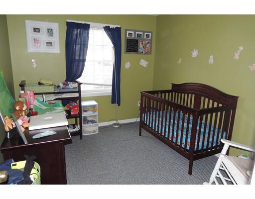 71 Lamont St, Springfield, MA 01119 photo 7