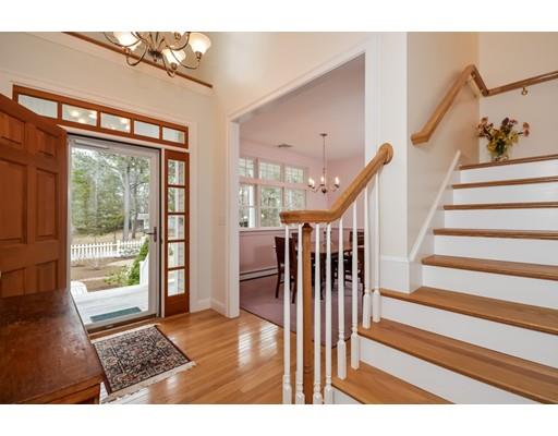 54 Bayview Rd, Mashpee, MA 02649 photo 4