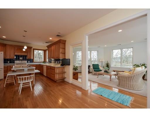 54 Bayview Rd, Mashpee, MA 02649 photo 8