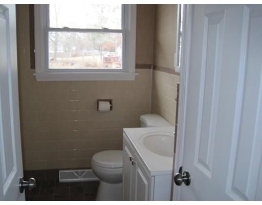 38 Sunset Blvd, East Wareham, MA 02538 photo 11