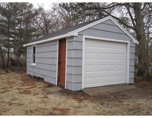 38 Sunset Blvd, East Wareham, MA 02538 photo 3