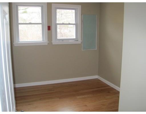 38 Sunset Blvd, East Wareham, MA 02538 photo 6