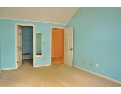 116 Santoro Rd, Worcester, MA 01606 photo 10