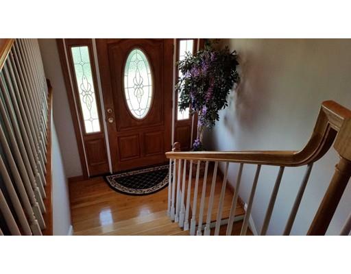 9 Golfview Rd, Acushnet, MA 02743 photo 2