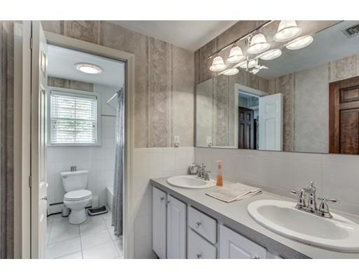 301 Franklin St, Reading, MA 01867 photo 18