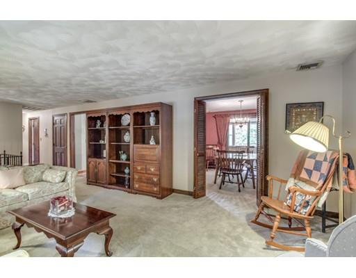 301 Franklin St, Reading, MA 01867 photo 7