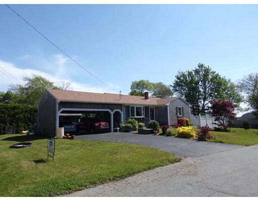 9 Grape St, Fairhaven, MA 02719 photo 3