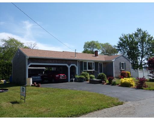 9 Grape St, Fairhaven, MA 02719 photo 2