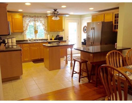 38 Papermill Rd, West Wareham, MA 02576 photo 2