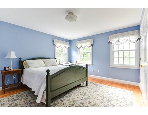 128 Dover Rd, Wellesley, MA 02482 photo 12