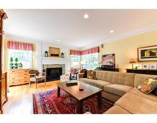 128 Dover Rd, Wellesley, MA 02482 photo 4
