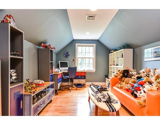 128 Dover Rd, Wellesley, MA 02482 photo 16