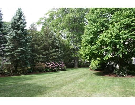 128 Dover Rd, Wellesley, MA 02482 photo 28