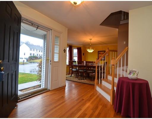 27 Benoni Dr, Sutton, MA 01590 photo 3