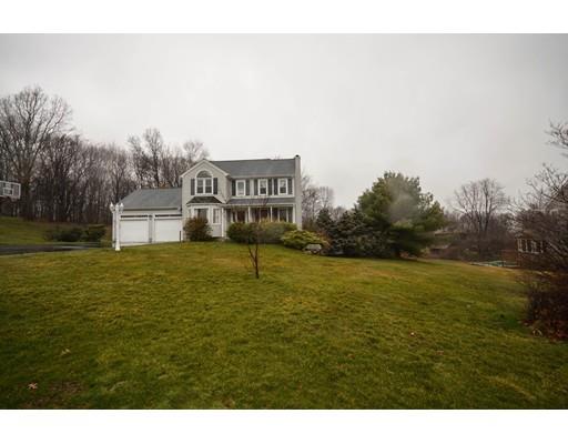 27 Benoni Dr, Sutton, MA 01590 photo 2