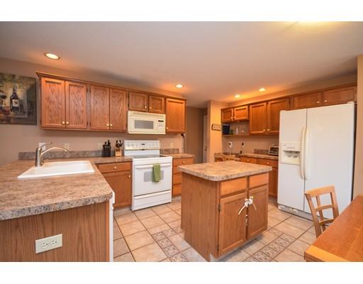 27 Benoni Dr, Sutton, MA 01590 photo 12