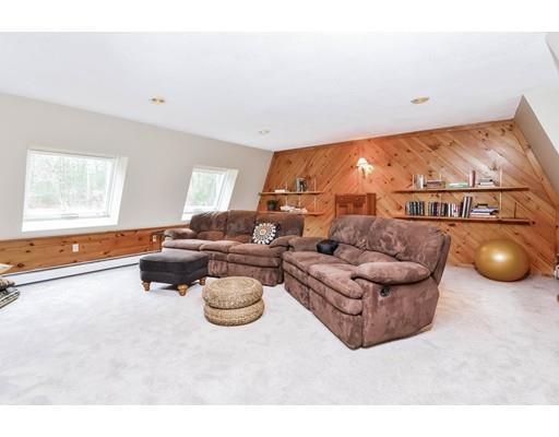 178 Beach St, Wrentham, MA 02093 photo 10