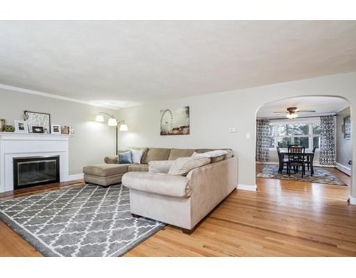 36 Telbar St, Springfield, MA 01128 photo 3