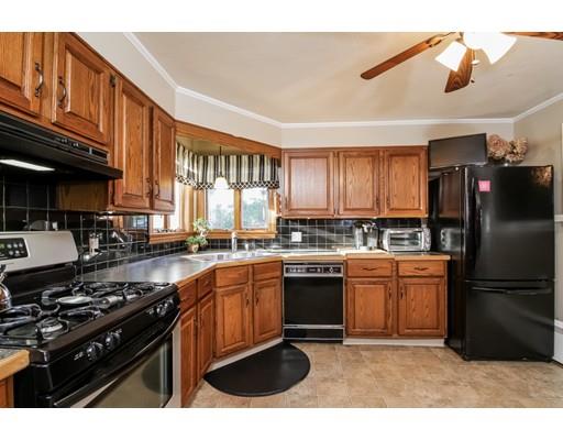 36 Telbar St, Springfield, MA 01128 photo 8