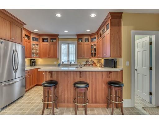 38 Hillcrest Rd, Reading, MA 01867 photo 13