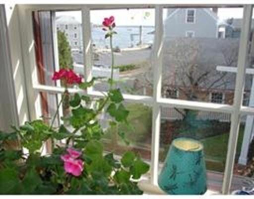 2 Lee St, Marblehead, MA 01945 photo 7
