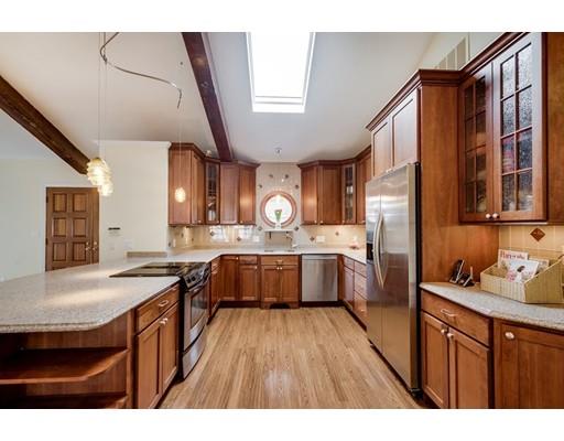 1 Winslow Rd, Needham, MA 02492 photo 6