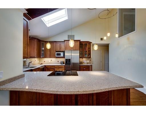 1 Winslow Rd, Needham, MA 02492 photo 5