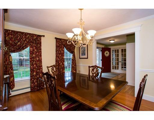 3 Pierce Ln, Upton, MA 01568 photo 5