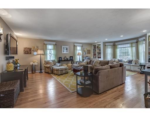 2 Windsor Pl, Mansfield, MA 02048 photo 6