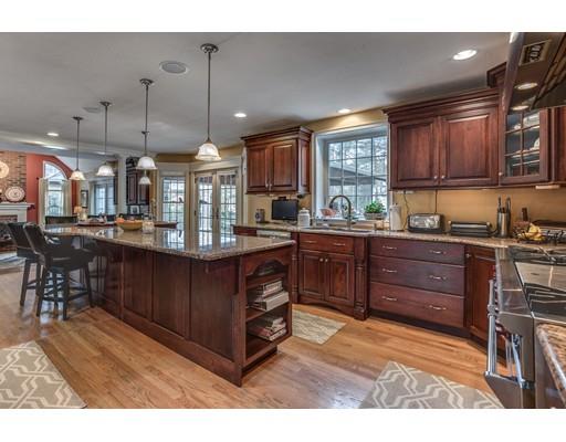 2 Windsor Pl, Mansfield, MA 02048 photo 13