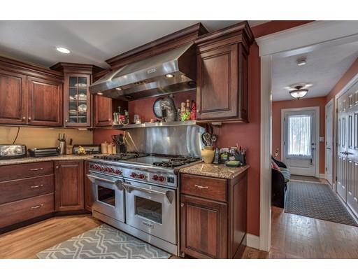 2 Windsor Pl, Mansfield, MA 02048 photo 12
