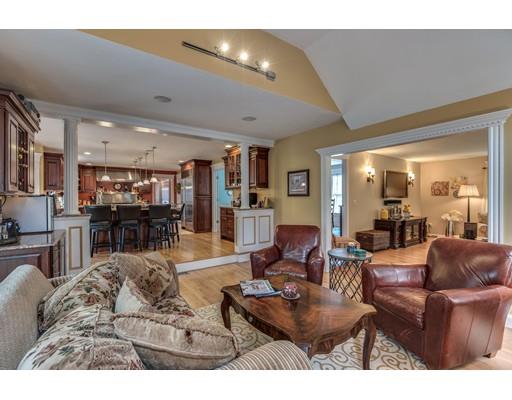 2 Windsor Pl, Mansfield, MA 02048 photo 10