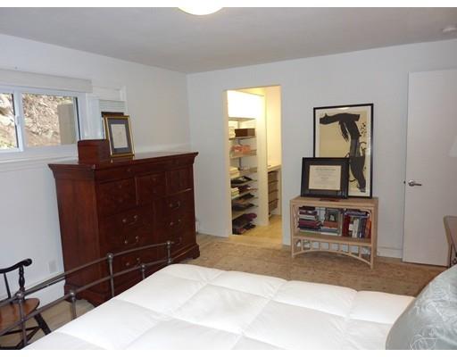 65 Wallis Rd, Chestnut Hill, MA 02467 photo 9