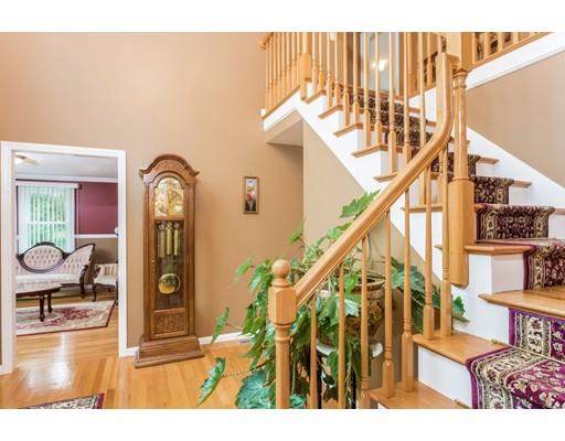 8 Cody Ln, Raynham, MA 02767 photo 4