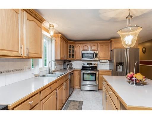 8 Cody Ln, Raynham, MA 02767 photo 10