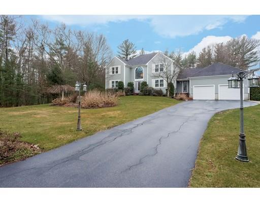 8 Cody Ln, Raynham, MA 02767 photo 2