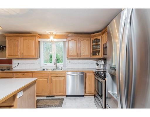 8 Cody Ln, Raynham, MA 02767 photo 11