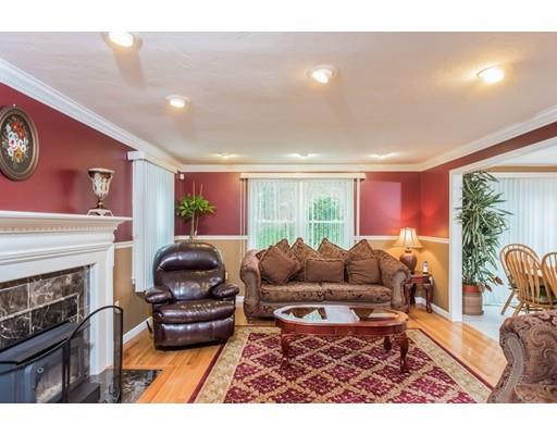8 Cody Ln, Raynham, MA 02767 photo 12