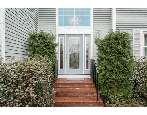 8 Cody Ln, Raynham, MA 02767 photo 1