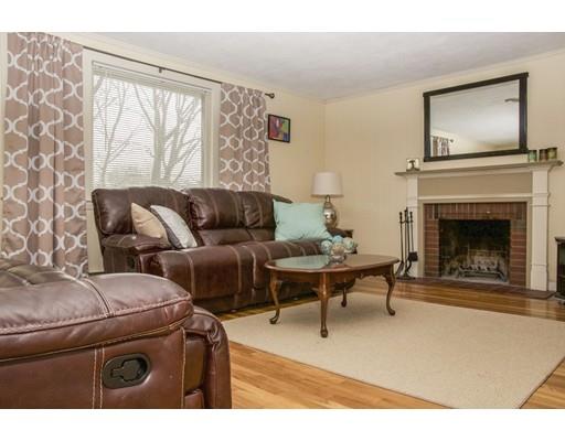 141 Colwell Dr, Dedham, MA 02026 photo 2