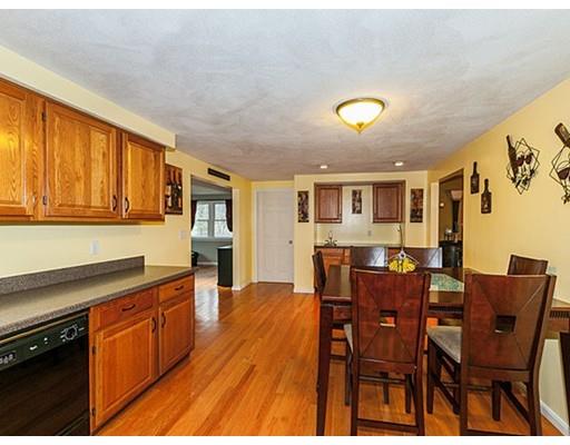 8 Grace Rd, Danvers, MA 01923 photo 4