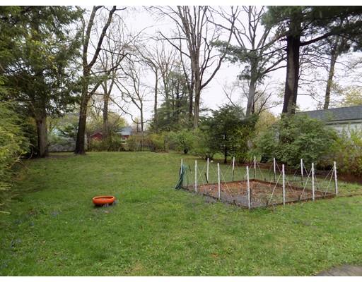 35 Burnside Ter, Springfield, MA 01118 photo 5