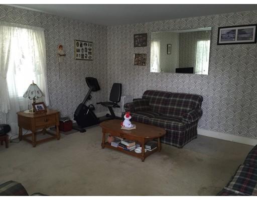 119 Woodman St, Fall River, MA 02724 photo 2