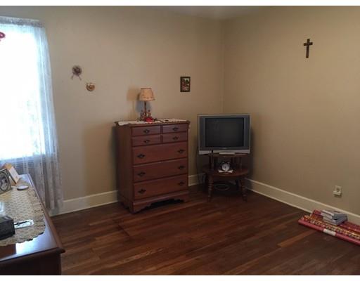 119 Woodman St, Fall River, MA 02724 photo 3